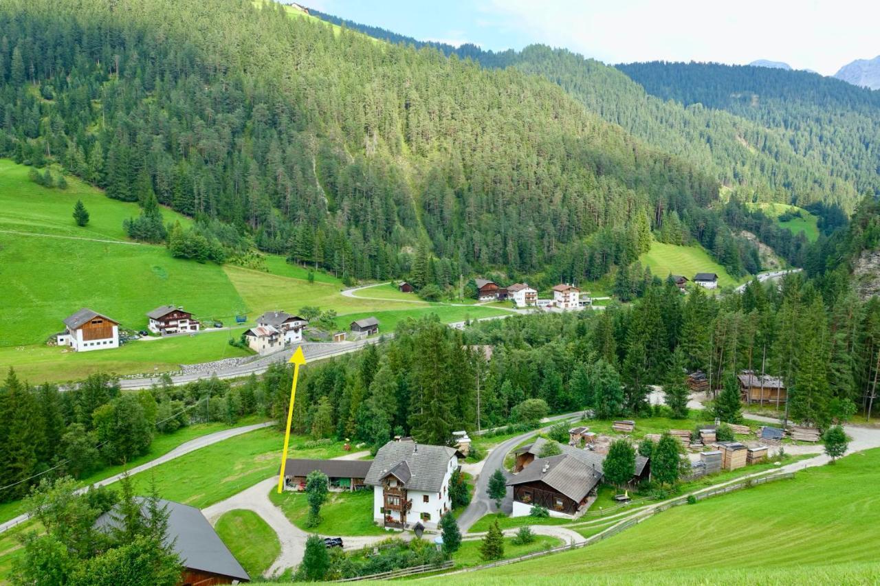 Ciasa Preroman App. Vista Castello Apartamento San Martino in Badia Exterior foto
